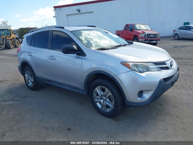 Toyota RAV4 LE 2015 2T3ZFREV4FW137042 Image 1