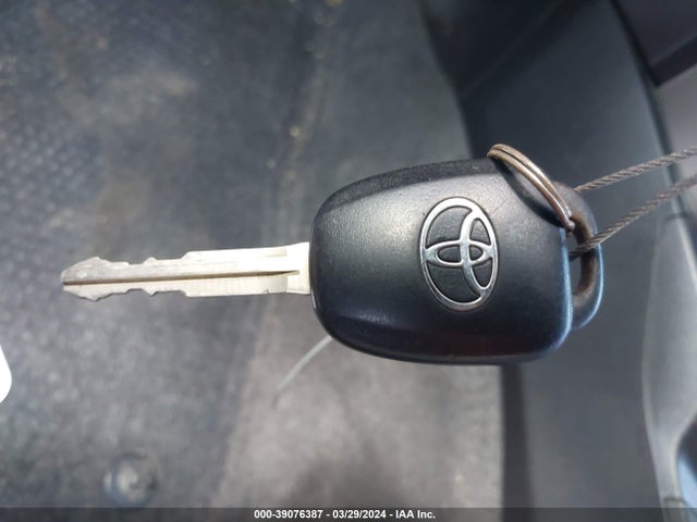 Toyota RAV4 LE 2015 2T3ZFREV4FW137042 Image 11