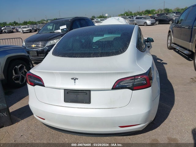 Tesla Model 3 Rear-wheel Drive 2023 5YJ3E1EA2PF492239 Image 16