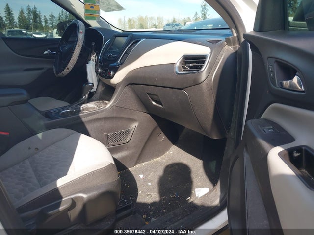 Chevrolet EQUINOX LS 2018 2GNAXHEV8J6157701 Image 5