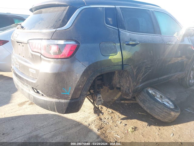 Jeep Compass Latitude 4x4 2019 3C4NJDBB8KT839392 Image 6