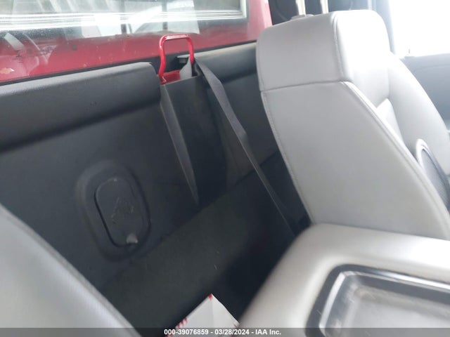 Chevrolet Silverado 1500 Wt 2018 1GCNCNEC9JZ100172 Image 8