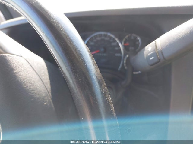 Chevrolet Express 2500 Work Van 2018 1GCWGAFP2J1336129 Image 7