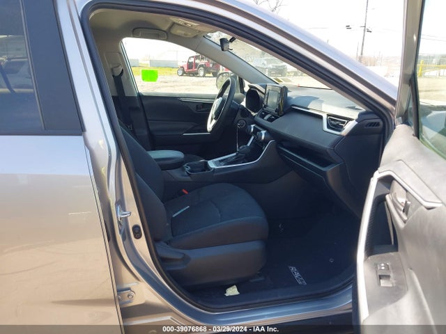 Toyota RAV4 LE 2020 2T3F1RFV2LC067957 Image 5