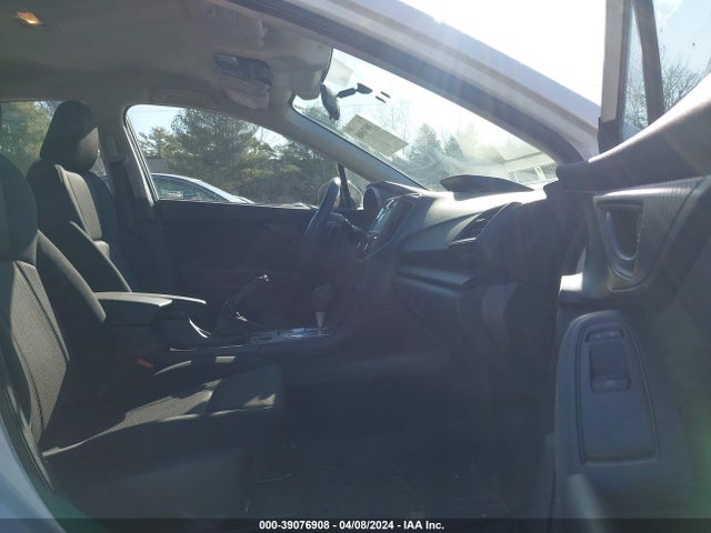 Subaru Impreza 2.0i Premium 2017 4S3GTAD6XH3719969 Image 5
