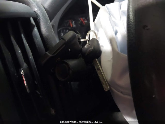 Chevrolet Silverado 1500 Wt 2018 1GCNCNEC0JZ906272 Image 11