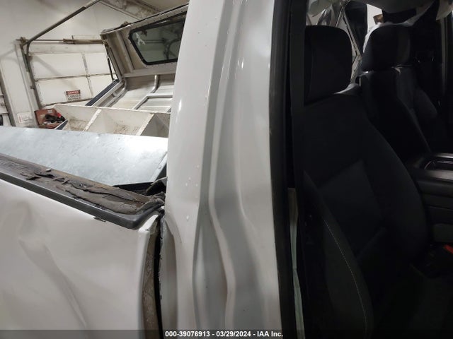 Chevrolet Silverado 1500 Wt 2018 1GCNCNEC0JZ906272 Image 8