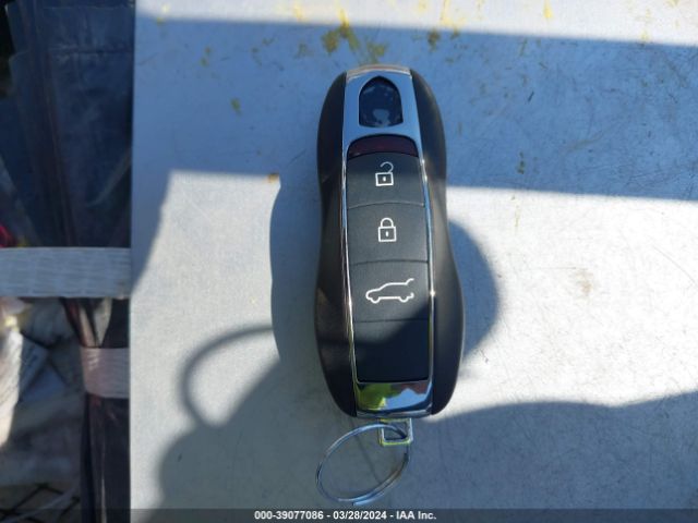 2022 PORSCHE MACAN WP1AG2A56NLB22775 Photo 10