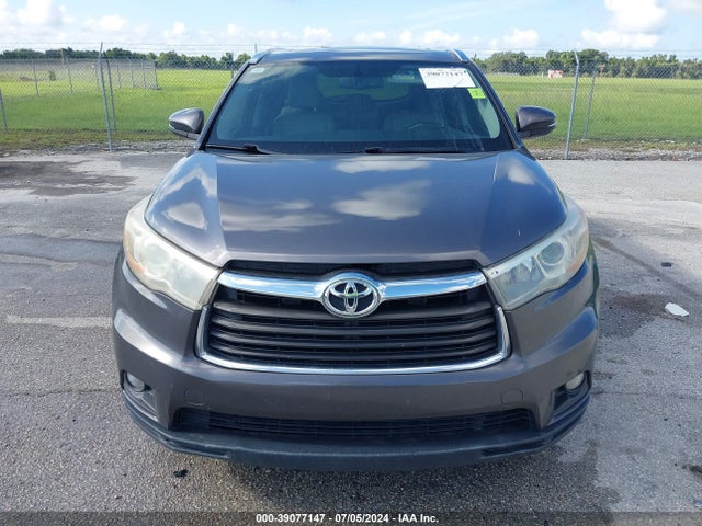 Toyota Highlander Xle V6 2016 5TDKKRFH5GS126463 Image 13