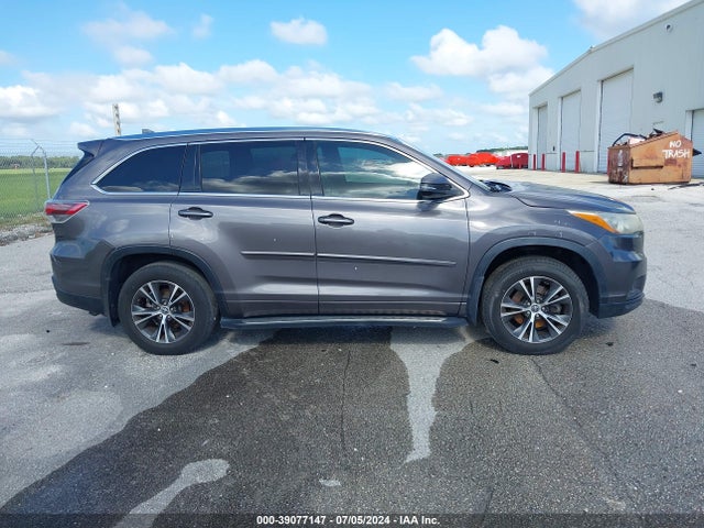 Toyota Highlander Xle V6 2016 5TDKKRFH5GS126463 Image 14