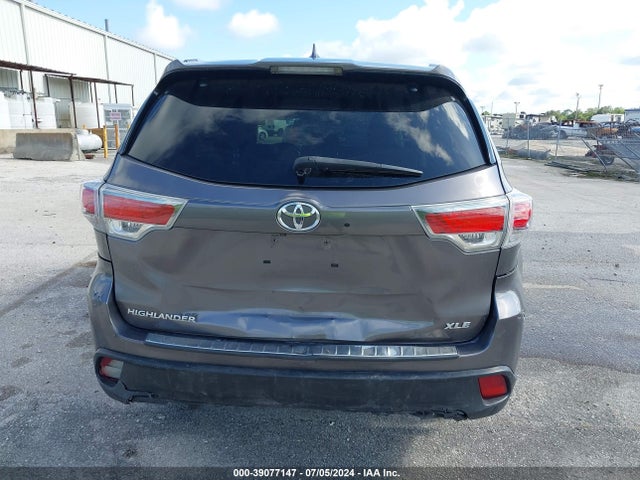 Toyota Highlander Xle V6 2016 5TDKKRFH5GS126463 Image 17