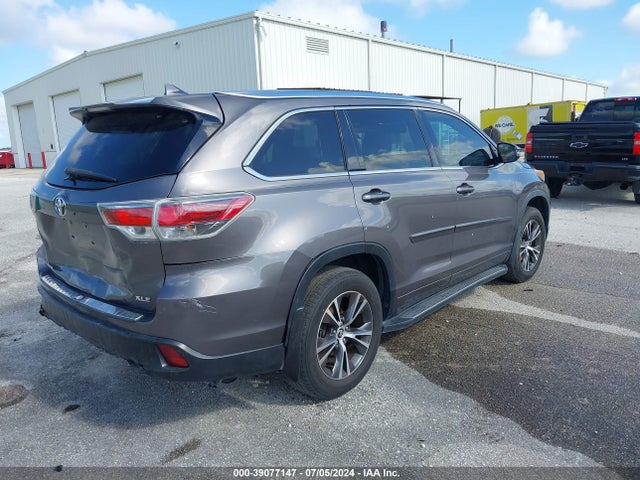 Toyota Highlander Xle V6 2016 5TDKKRFH5GS126463 Image 4