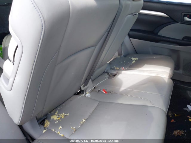 Toyota Highlander Xle V6 2016 5TDKKRFH5GS126463 Image 8