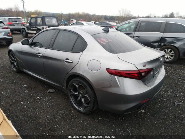 ZARFANBN6K7607100 Alfa Romeo Giulia Ti Sport Awd