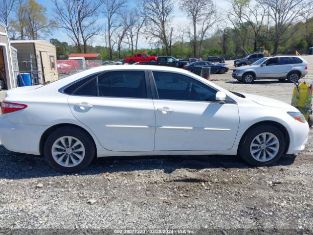 4T1BF1FK2FU954199 Toyota CAMRY LE