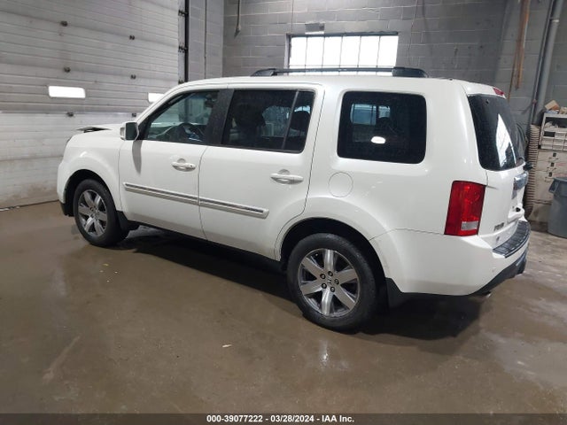 Honda Pilot Touring 2015 5FNYF4H95FB005216 Image 3