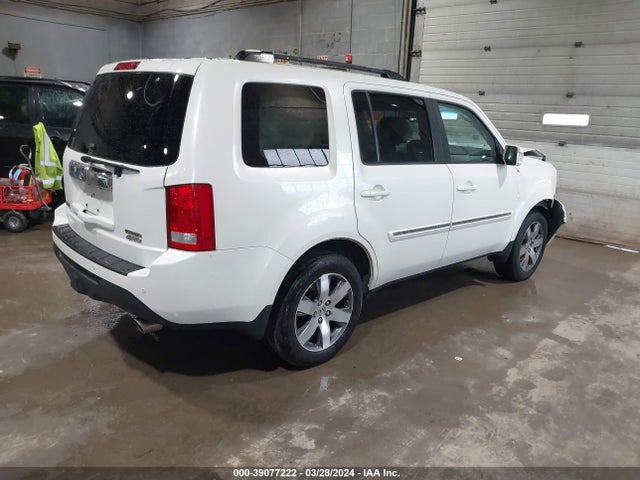 Honda Pilot Touring 2015 5FNYF4H95FB005216 Image 4