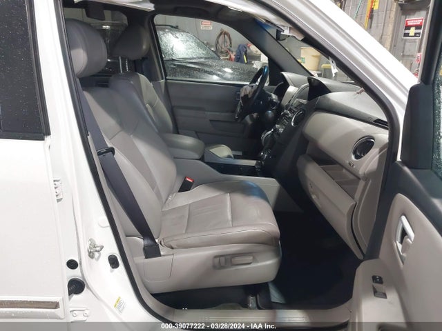 Honda Pilot Touring 2015 5FNYF4H95FB005216 Image 5