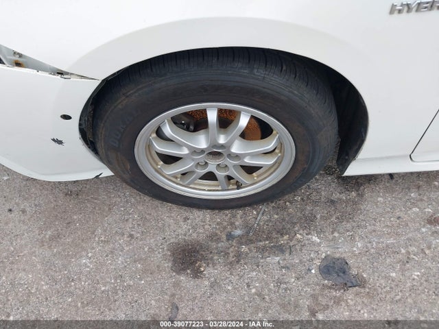Toyota Prius Two 2017 JTDKBRFU2H3049762 Image 11