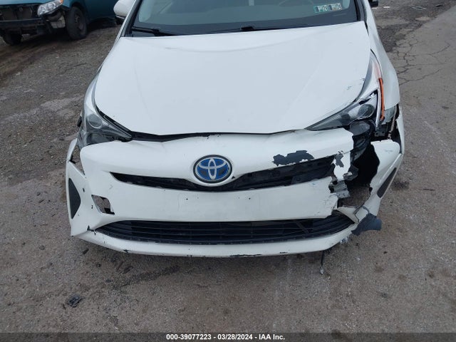 Toyota Prius Two 2017 JTDKBRFU2H3049762 Image 6