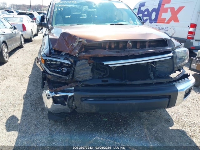 5TFHY5F13GX571623 Toyota Tundra Limited 5.7l V8