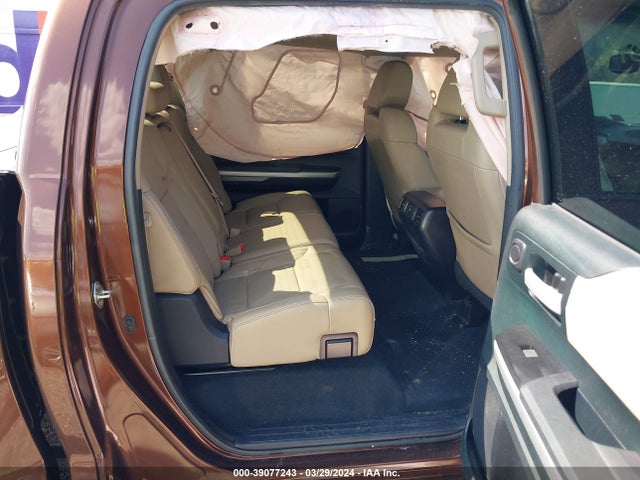 5TFHY5F13GX571623 Toyota Tundra Limited 5.7l V8