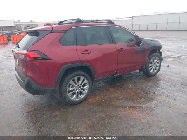 2T3A1RFV7RW425605 Toyota Rav4 Xle Premium