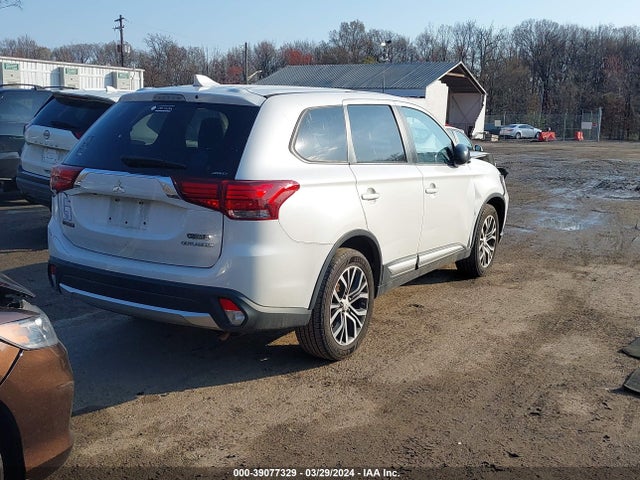 Mitsubishi Outlander Es 2017 JA4AZ2A31HZ014733 Image 4