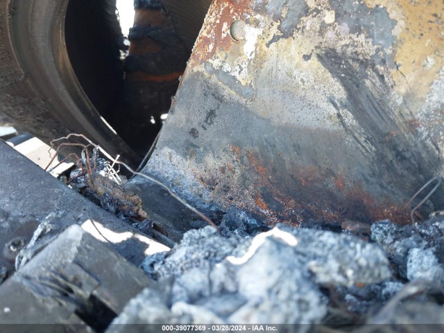 2017 JAGUAR F-PACE SADCS2BV9HA061840 Photo 6