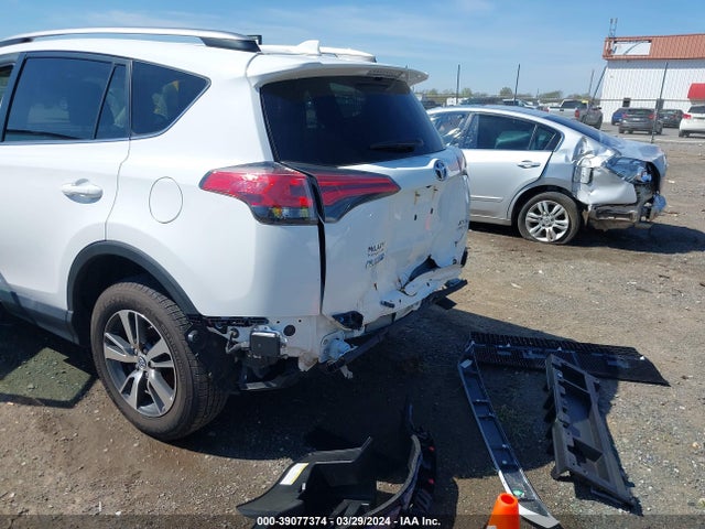 Toyota Rav4 Xle 2018 2T3RFREV6JW703954 Image 6
