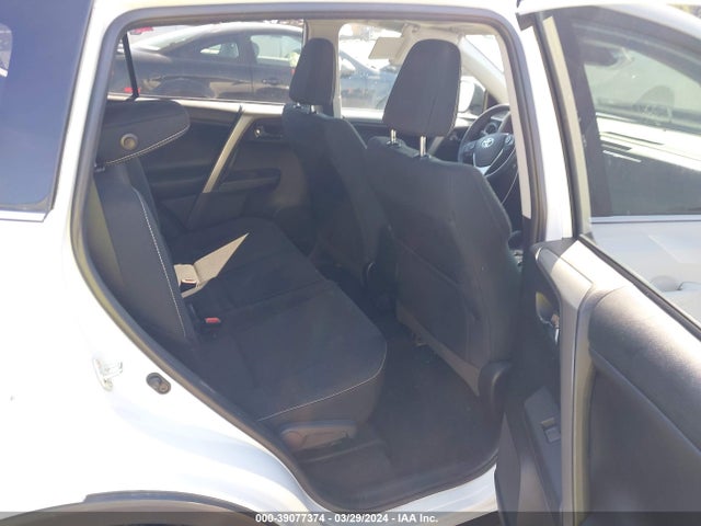 Toyota Rav4 Xle 2018 2T3RFREV6JW703954 Image 8