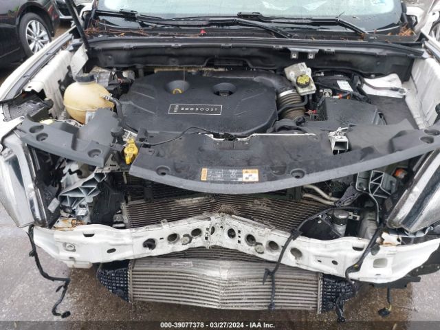 5LMCJ3D9XHUL01764 Lincoln Mkc Reserve
