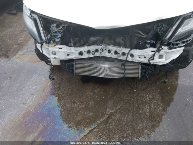 5LMCJ3D9XHUL01764 Lincoln Mkc Reserve
