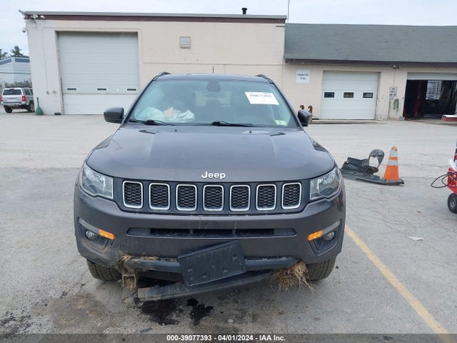 Jeep Compass Latitude 4x4 2018 3C4NJDBB5JT200059 Image 13