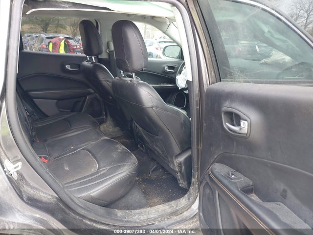 Jeep Compass Latitude 4x4 2018 3C4NJDBB5JT200059 Image 8