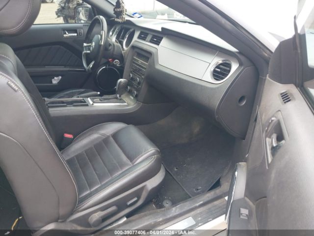 1ZVBP8CF2E5274763 Ford Mustang Gt Premium