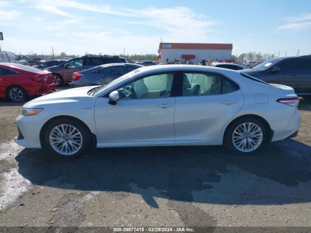 4T1B21HK5JU006641 Toyota Camry Hybrid Xle