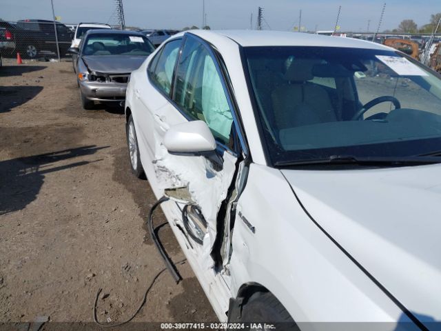 4T1B21HK5JU006641 Toyota Camry Hybrid Xle