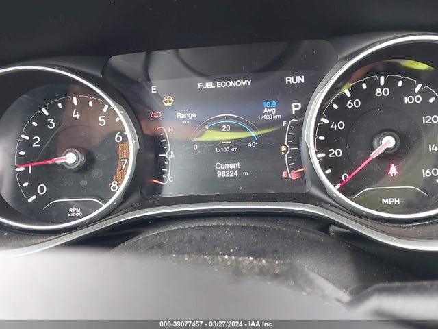 3C4NJDCB6JT298307 Jeep Compass Limited 4x4