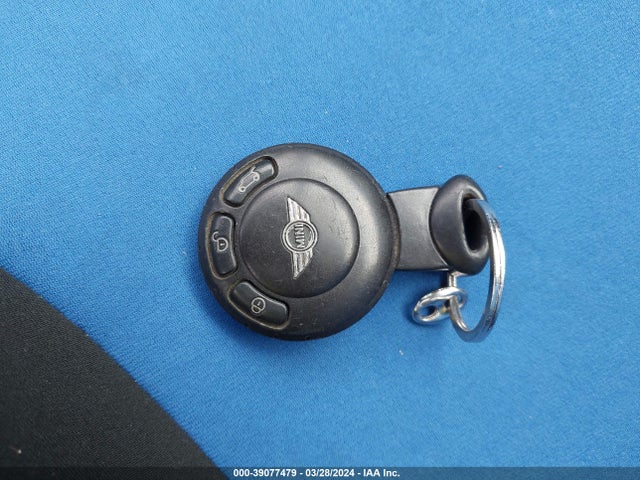 2008 MINI COOPER S WMWMF73538TV35010 Photo 10