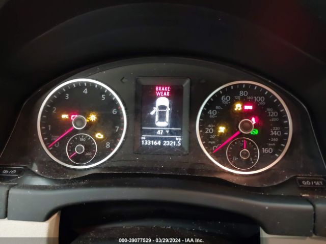 WVGBV7AX2HK010930 Volkswagen Tiguan 2.0t/2.0t S