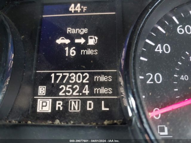 JN8AS5MV5EW717634 Nissan Rogue Select S
