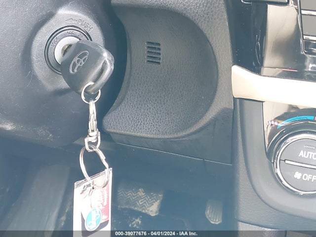 Toyota Corolla Le Plus 2016 2T1BURHE7GC717674 Image 11