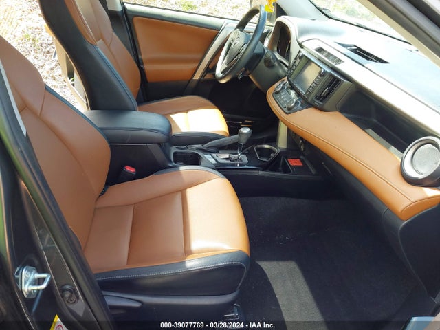 Toyota Rav4 Limited 2017 JTMDFREVXHD206777 Image 5