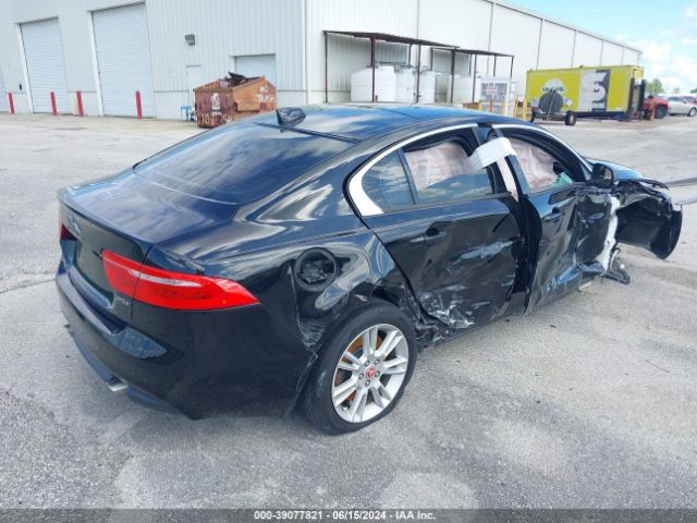 SAJAD4FX8JCP33435 Jaguar Xe 25t Premium