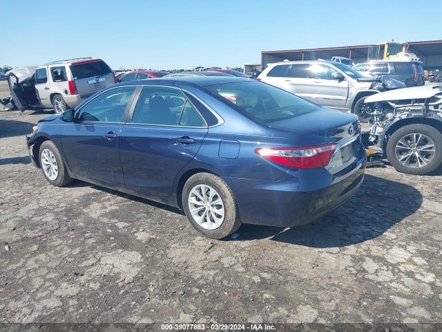 Toyota CAMRY LE 2015 4T1BF1FK4FU938327 Image 3