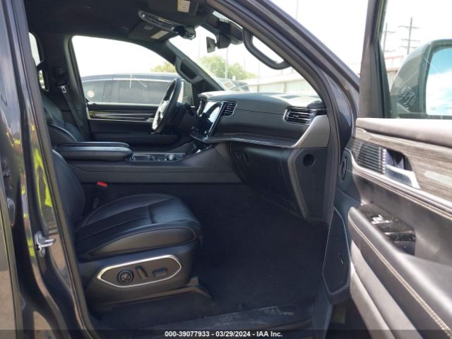 1C4SJVBT3NS200795 Jeep Wagoneer Series Ii 4x4