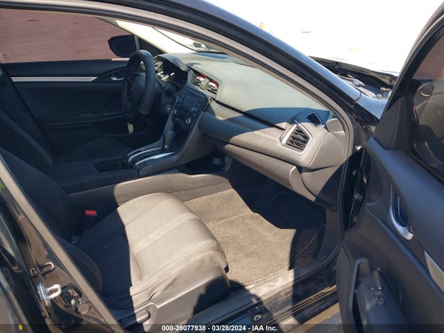 Honda Civic Lx 2018 19XFC2F51JE024395 Image 5