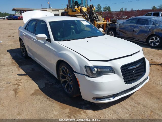 Auction sale of the 2016 Chrysler 300, vin: 2C3CCABG0GH223850, lot number: 39078029