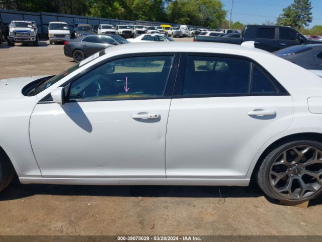2C3CCABG0GH223850 Chrysler 300